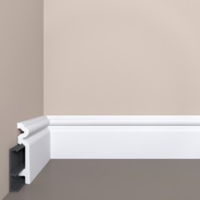 Плинтус напольный Bello Deco П14 90/19  с монтажной планкой