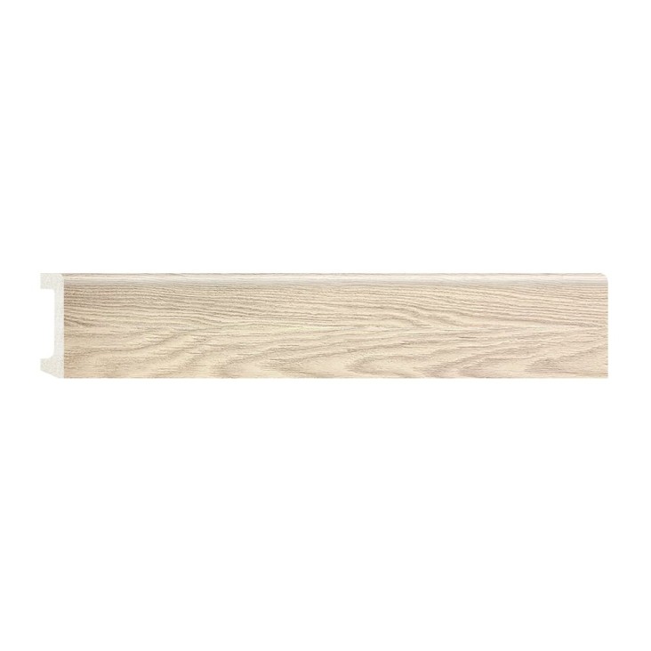 Плинтус цветной D235-82 Decomaster